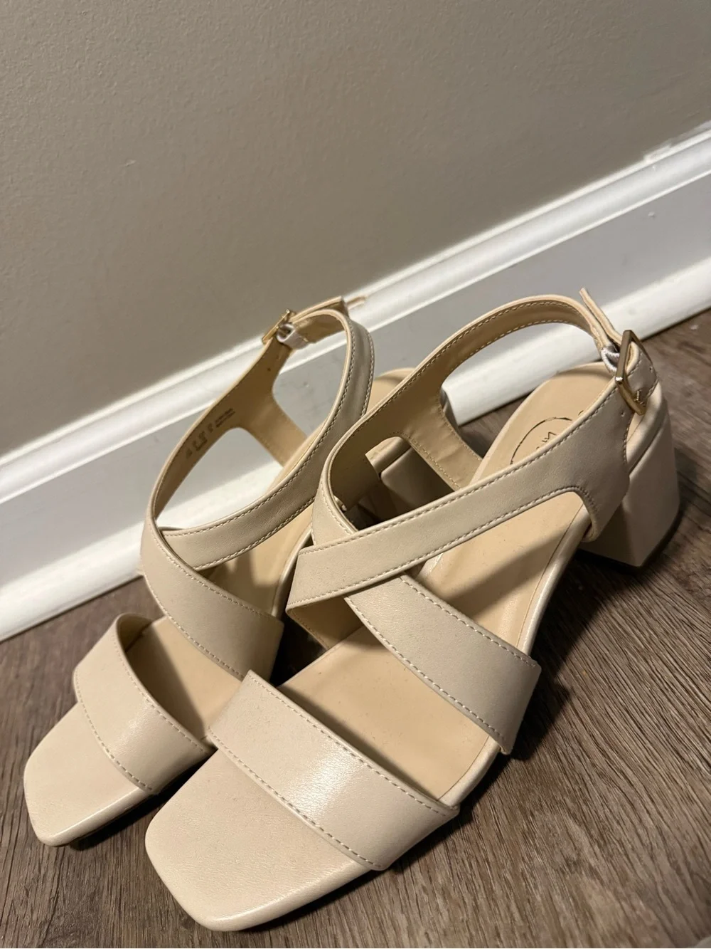 Life Stride Cream Strappy Block Heel Sandals